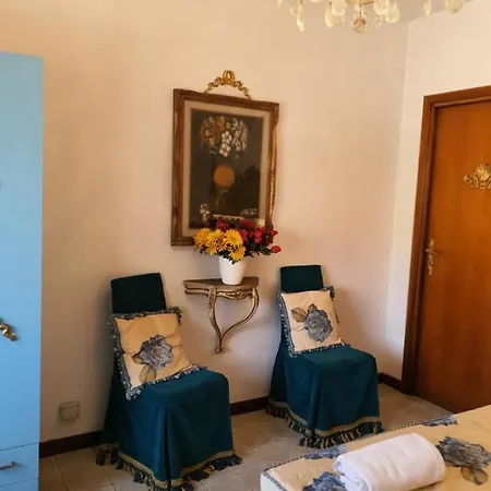 Apartment Desire House