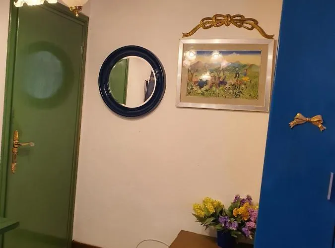 Desire House *